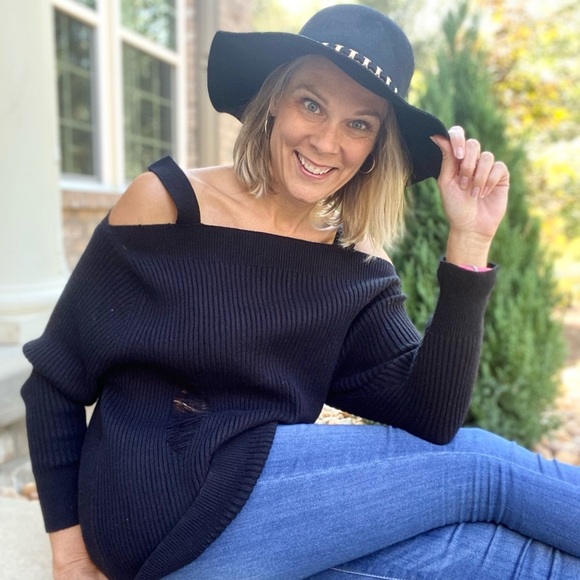 Leave You Speechless Hat-black - Picture 3 of 5